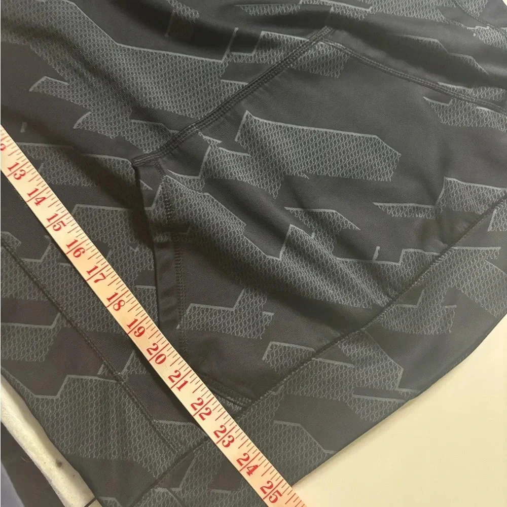 Nike Therma Fit Hoodie Medium Black Gray Logo Geometrical Sweatshirt Athletic - Picture 4 of 6